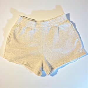 🚨3 for $15 Hollister Ultra High Rise Soft Gray Shorts Size Medium Lounge Comfy